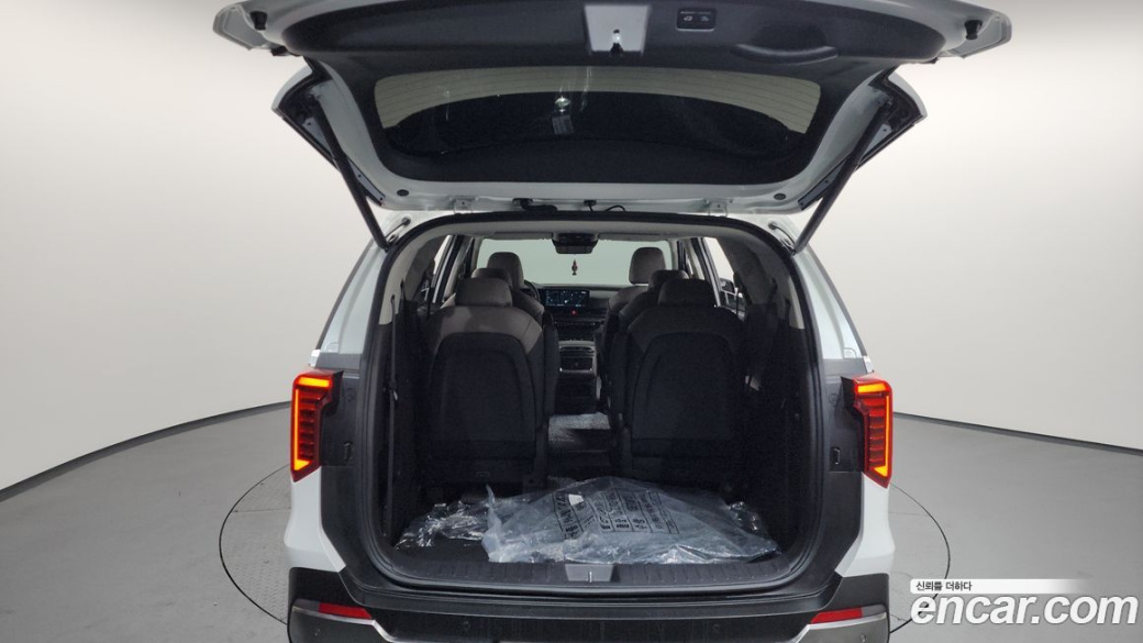 Kia Carnival 9-Seater Noblesse, 2025