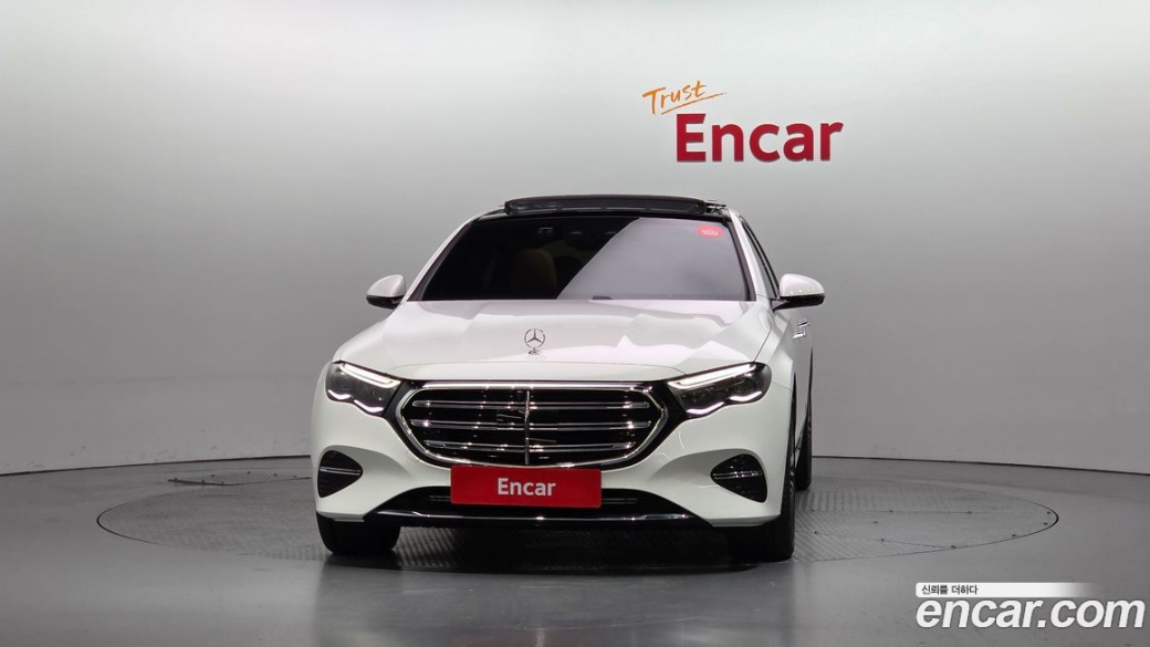Mercedes-Benz E-Class E450 4MATIC, 2024