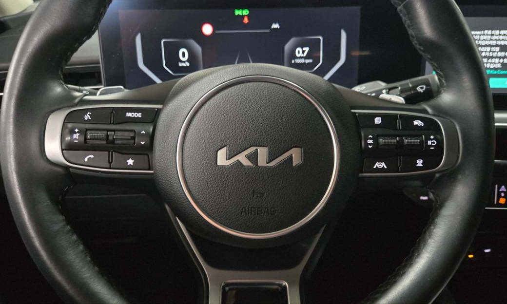 Kia K5 2.0, 2024