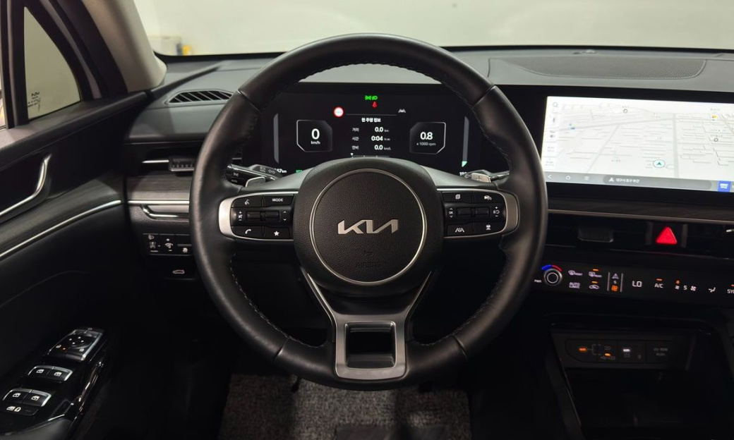 Kia K5 2.0, 2024