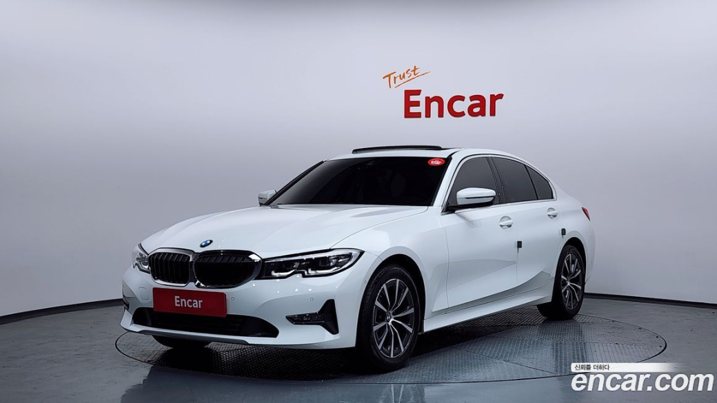 BMW 3-Series 320i, 2022