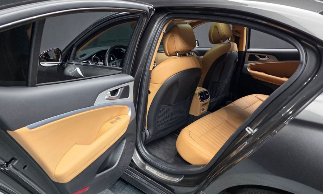 Genesis G70 Gasoline 2.5T 2WD, 2024