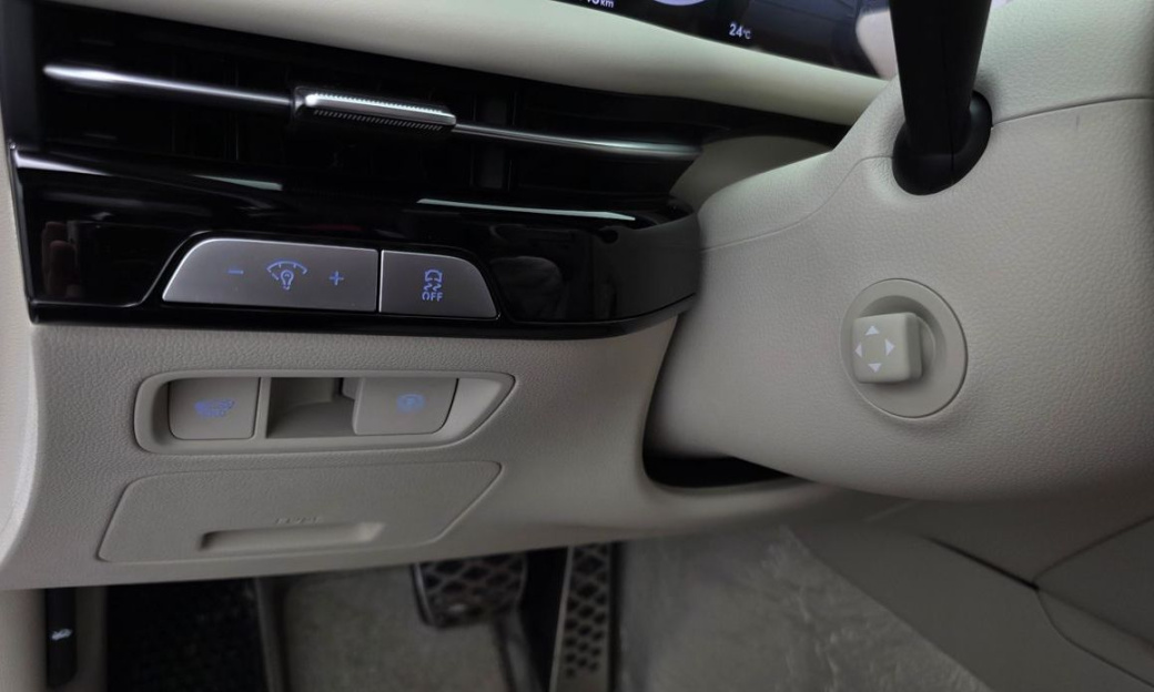 Genesis G80 Gasoline 2.5 Turbo AWD, 2025