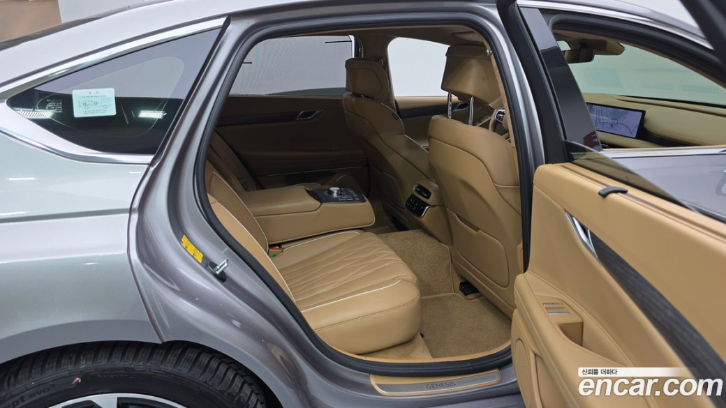 Genesis G80 Gasoline 2.5 Turbo AWD, 2025