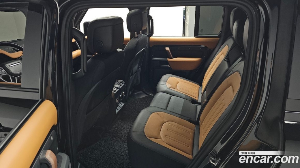 Land Rover Defender 110 P400 X, 2023