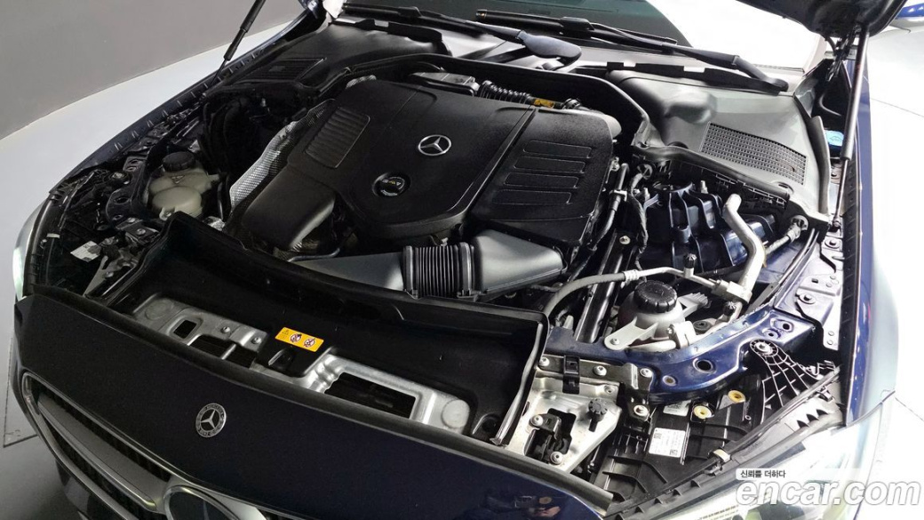 Mercedes-Benz C-Class C200 4MATIC Avantgarde, 2022