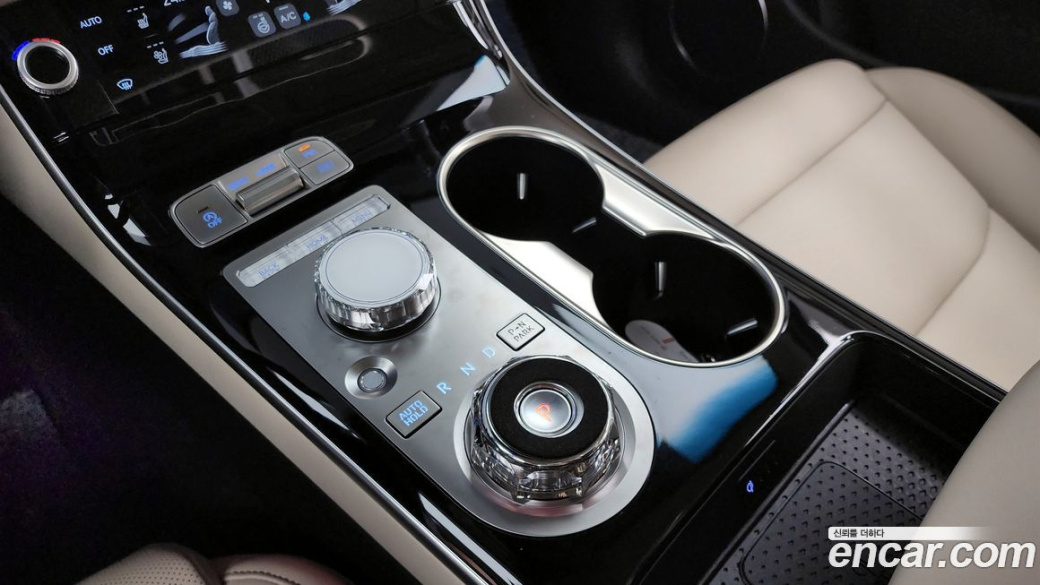 Genesis GV70 2.5T Gasoline 2WD, 2025