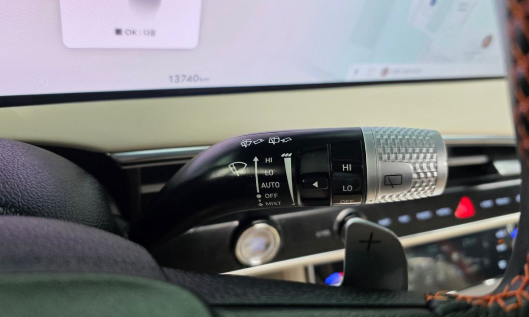 Genesis GV70 2.5T Gasoline AWD, 2025