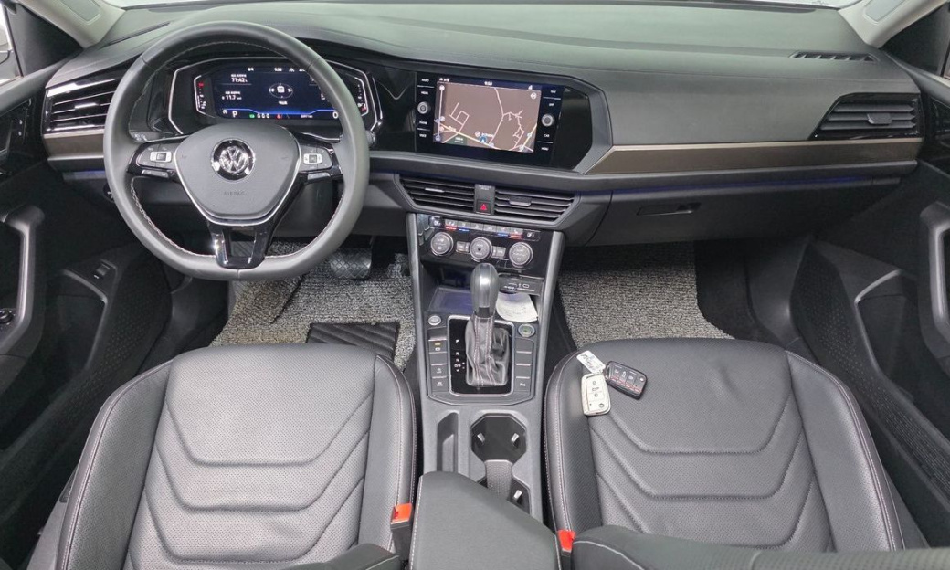 Volkswagen Jetta 1.4 TSI Prestige, 2021