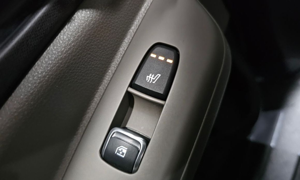 Kia Carnival 9-Seater Noblesse, 2024