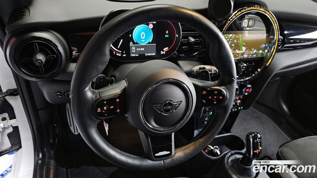Mini Cooper JCW, 2024