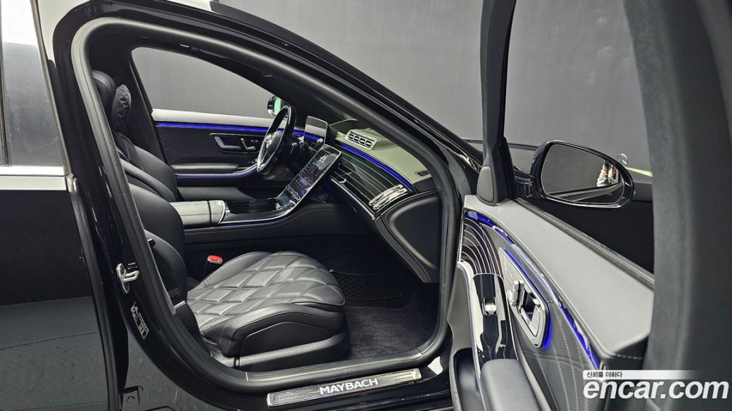 Mercedes-Benz S-Class Maybach S580 4MATIC, 2023