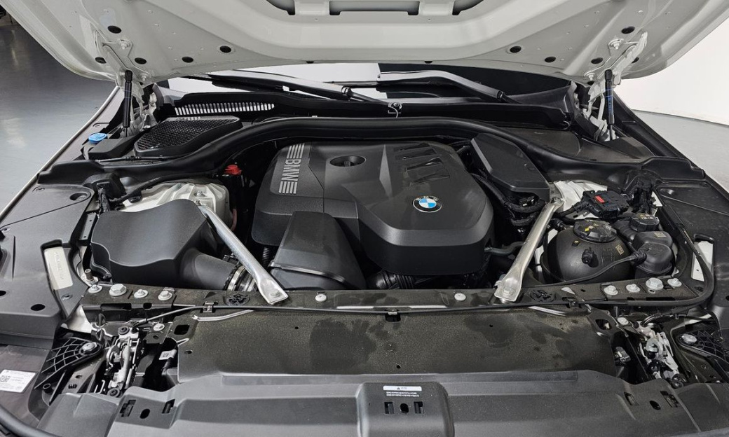 BMW 5-Series 520i M Sport, 2024