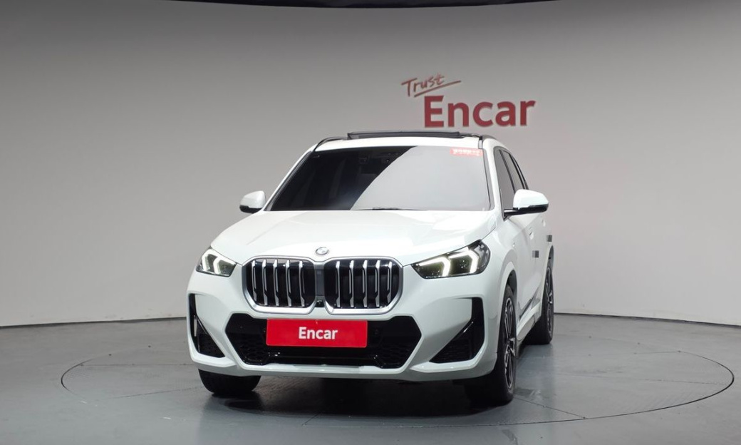 BMW X1 xDrive 20i M Sport, 2024