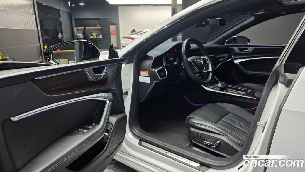 Audi A7 55 TFSI Quattro Premium, 2022