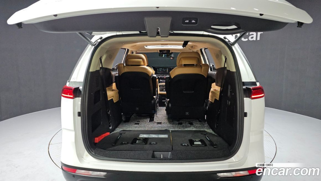 Kia Carnival 7-Seater Noblesse, 2023