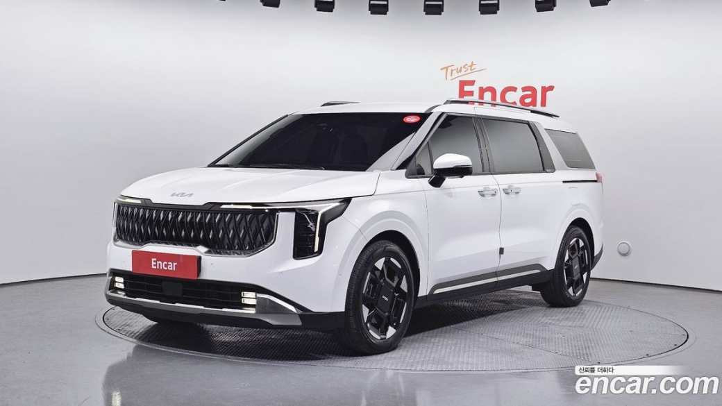 Kia Carnival 9-Seater Noblesse, 2024