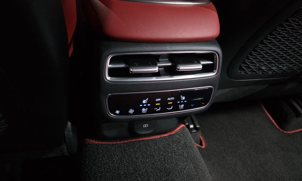 Genesis GV70 2.5T Gasoline AWD, 2025