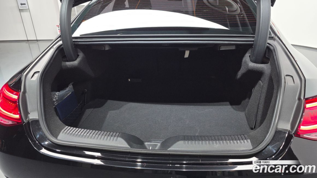 Mercedes-Benz CLS-Class CLS300d 4MATIC, 2022