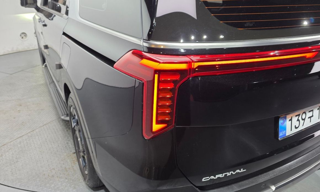 Kia Carnival 9-Seater Noblesse, 2025