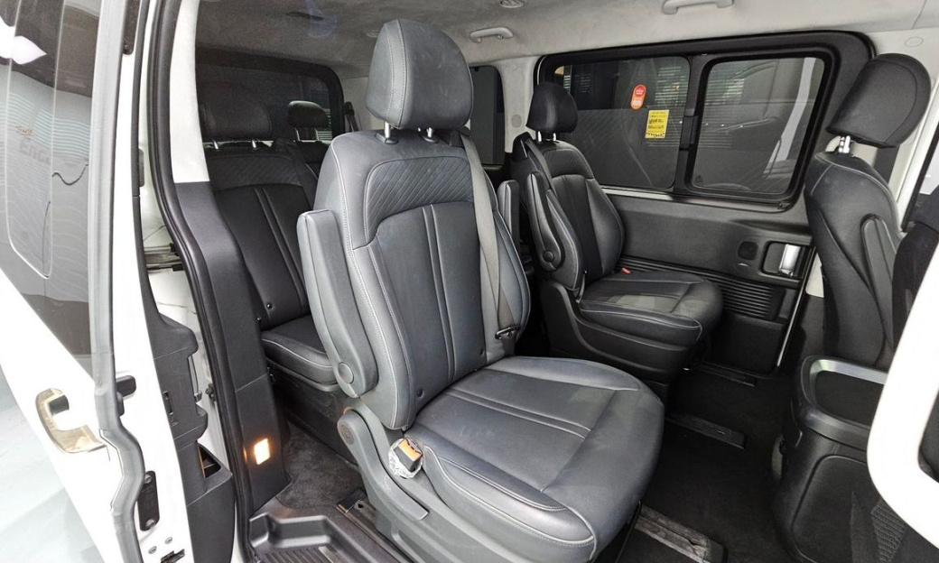 Hyundai Staria Lounge 9-Seater, 2024