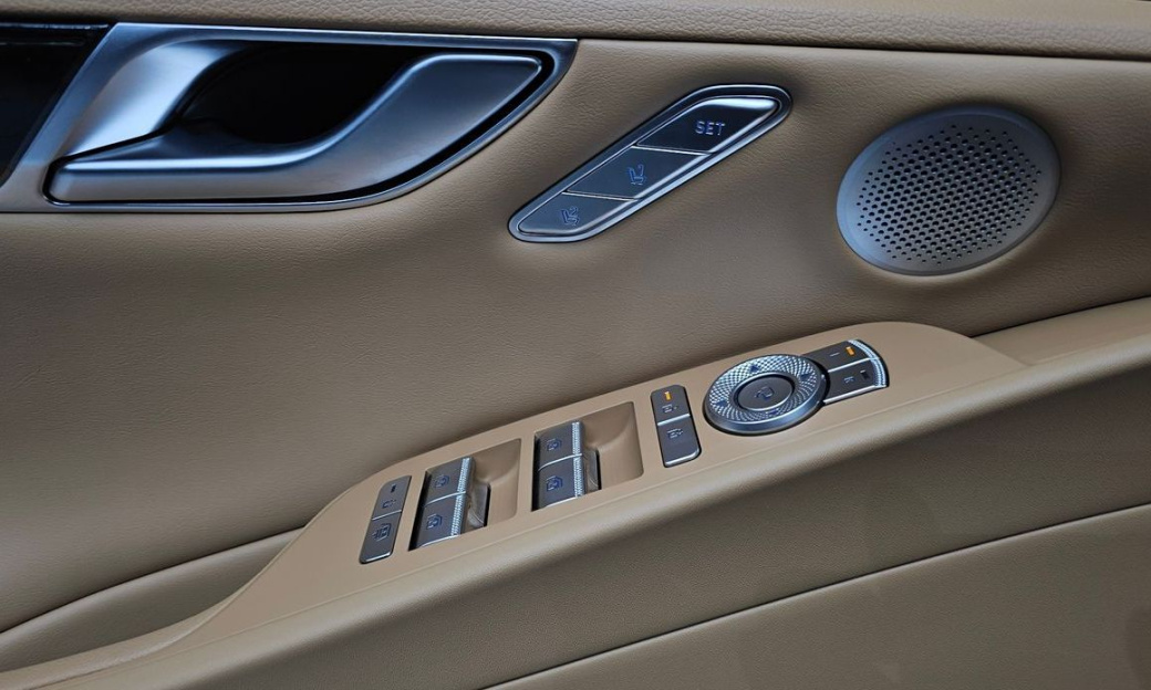 Genesis G80 Gasoline 2.5 Turbo 2WD, 2026