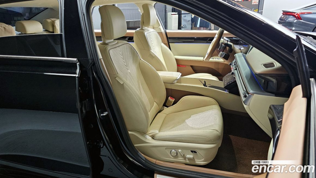 Hyundai Grandeur 2,5 Gasoline 2WD, 2023