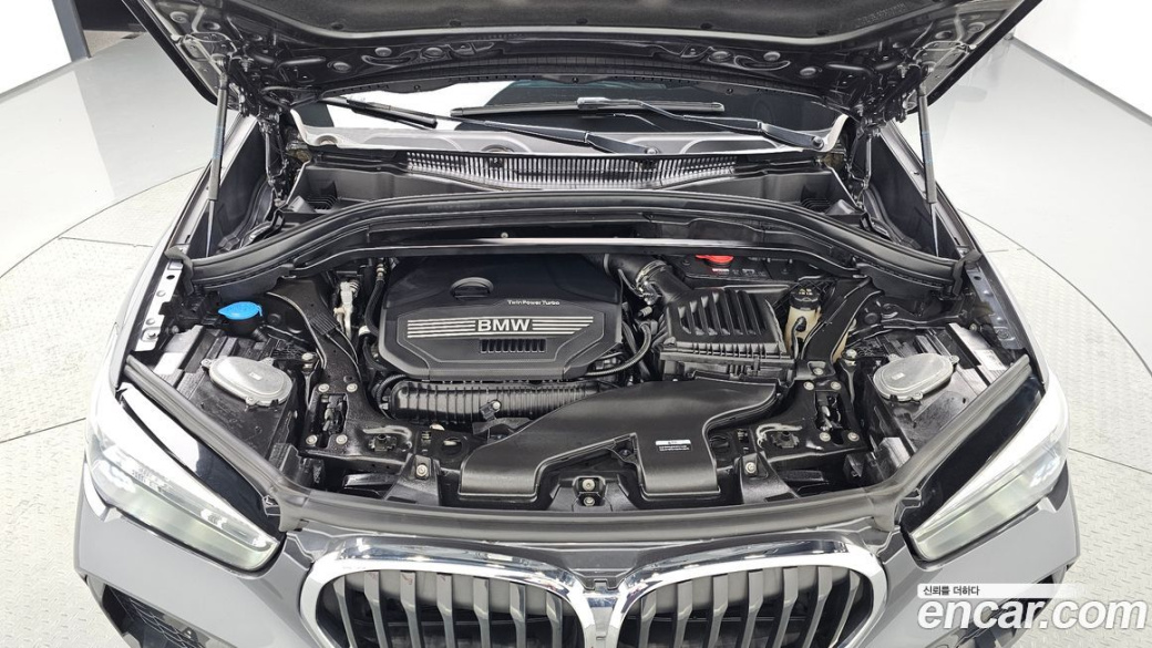 BMW X1 xDrive 20i M Sport, 2022