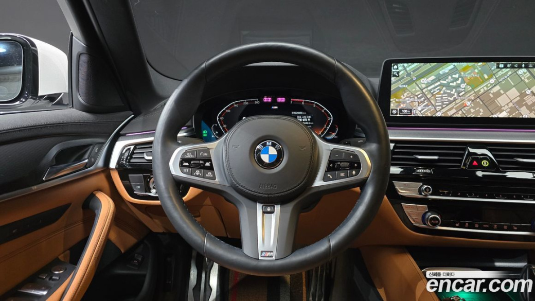 BMW 5-Series 520i M Sport, 2023
