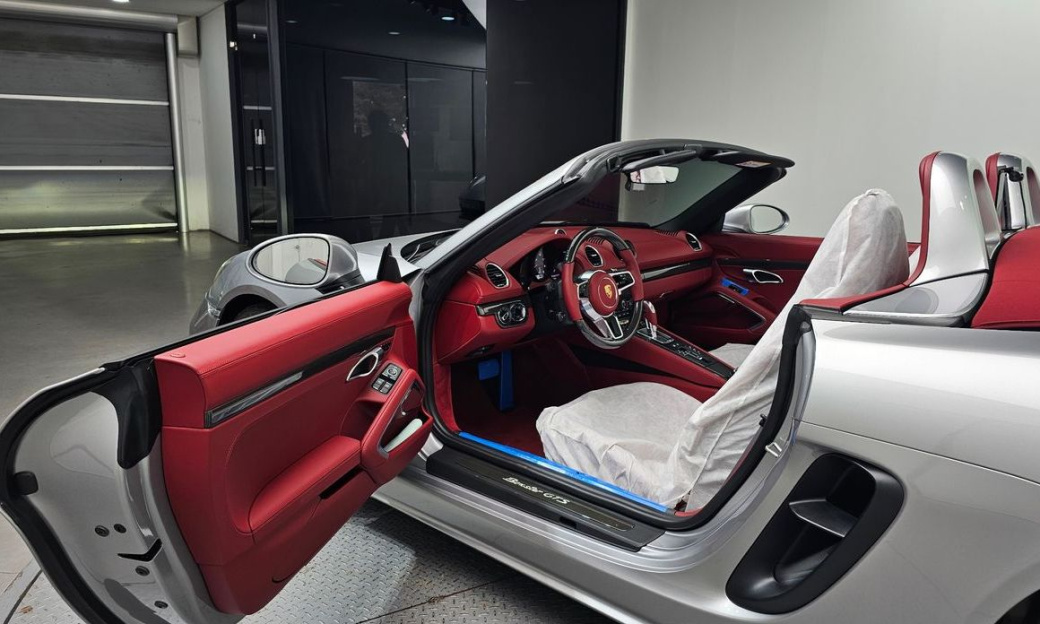 Porsche 718 4.0 GTS, 2023