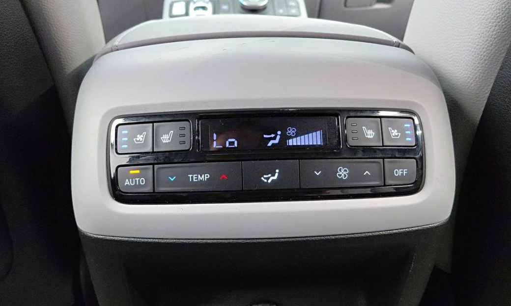 Hyundai Palisade Diesel 2.2 2WD, 2024