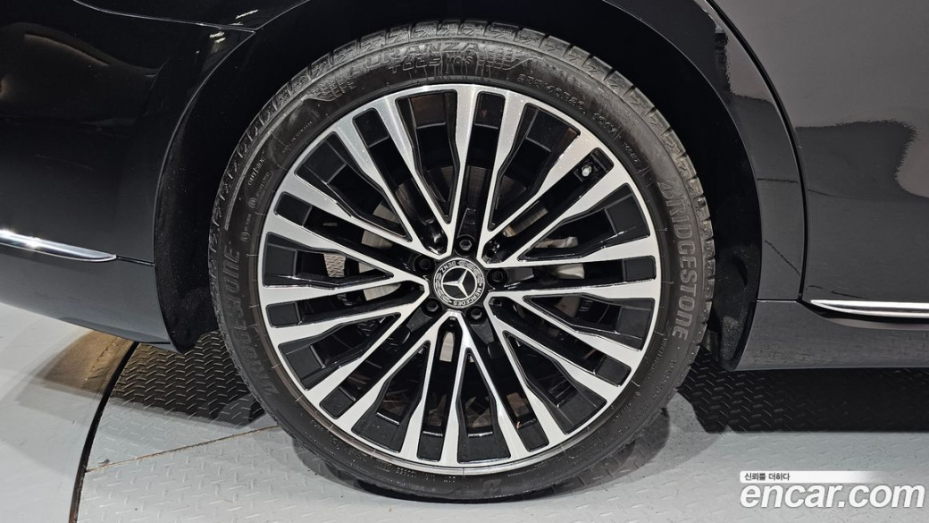 Mercedes-Benz S-Class S450L 4MATIC, 2024