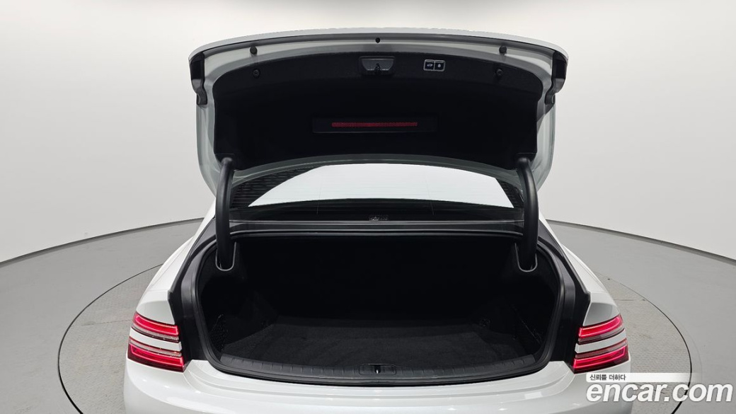 Genesis G80 Gasoline 2.5 Turbo 2WD, 2024