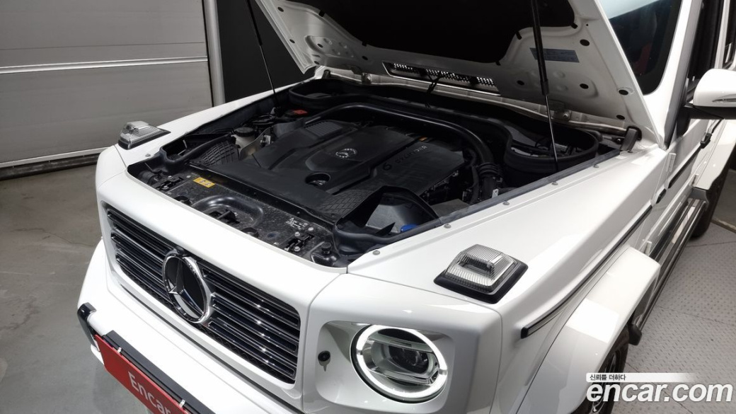 Mercedes-Benz G-Class G400d, 2023