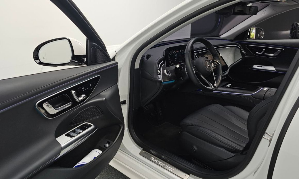 Mercedes-Benz E-Class E200 Avantgarde, 2025