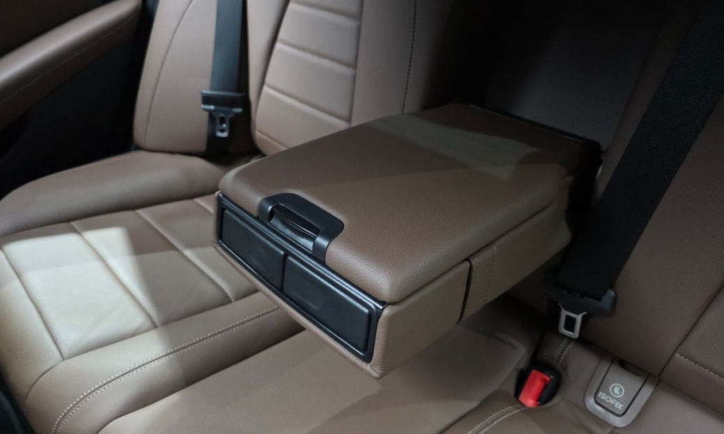 Mercedes-Benz E-Class E350 4MATIC Exclusive, 2023