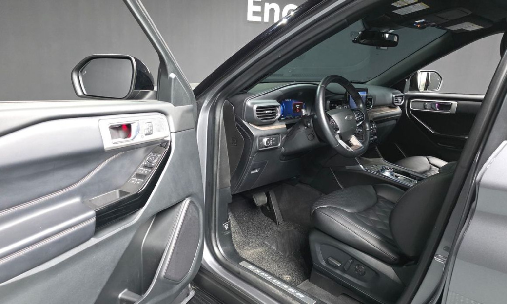 Ford Explorer 3.0 Platinum 4WD, 2022