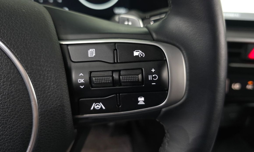Kia K5 2.0, 2024
