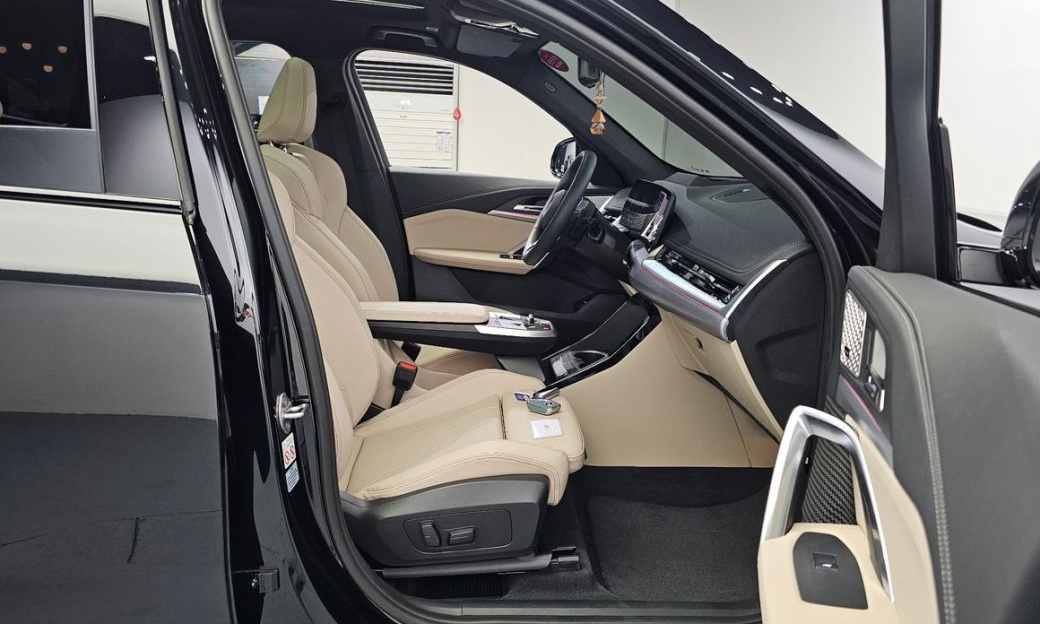BMW X1 xDrive 20i M Sport, 2024