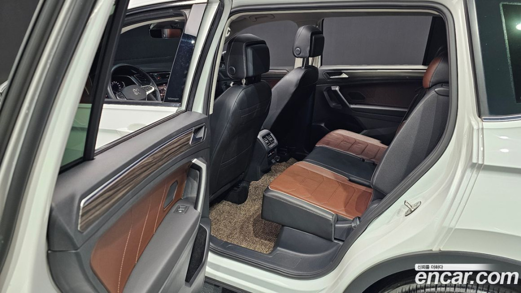 Volkswagen Tiguan 2.0 TSI Prestige, 2023