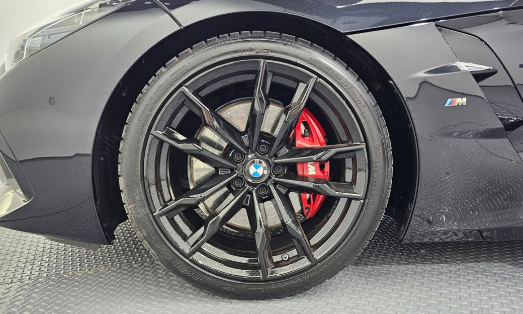 BMW Z4 M40i, 2025