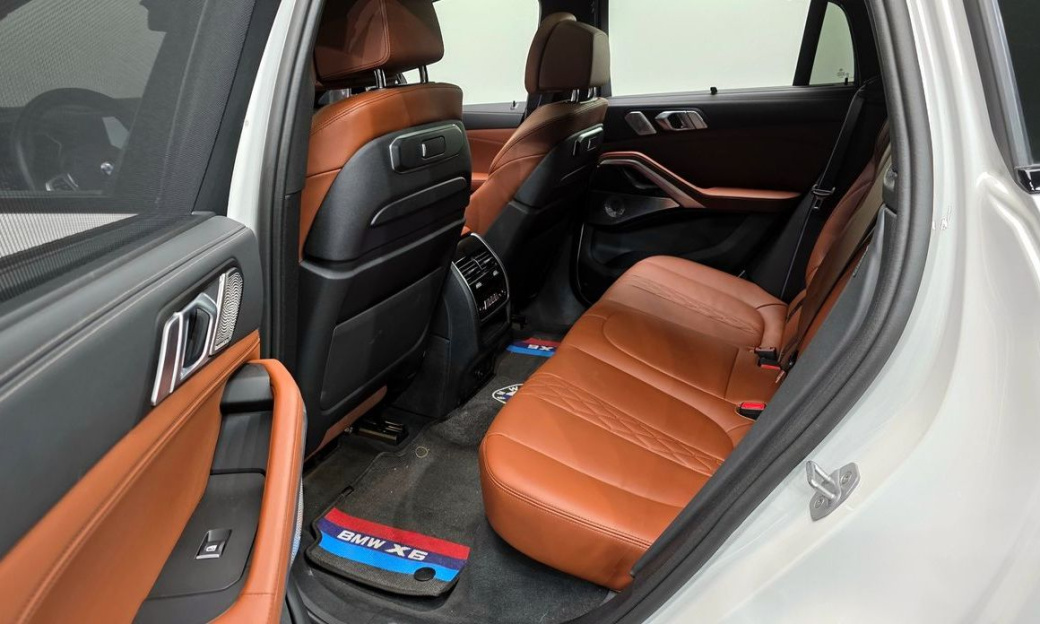 BMW X6 M60i, 2024