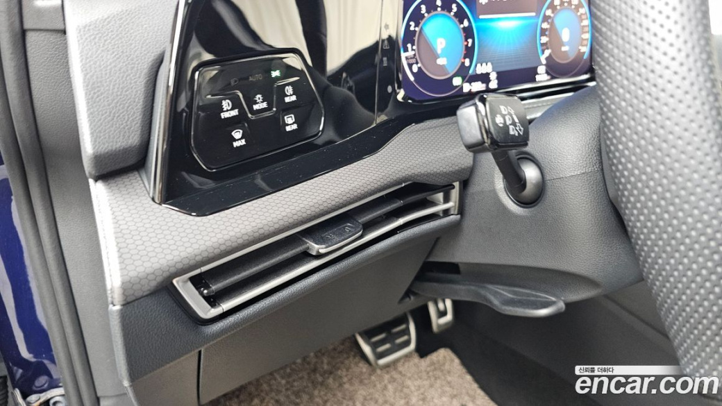 Volkswagen Golf 2.0 GTI, 2024