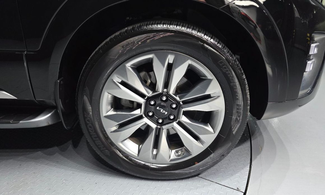 Kia Mohave Diesel 3.0 4WD 6-Seater, 2024