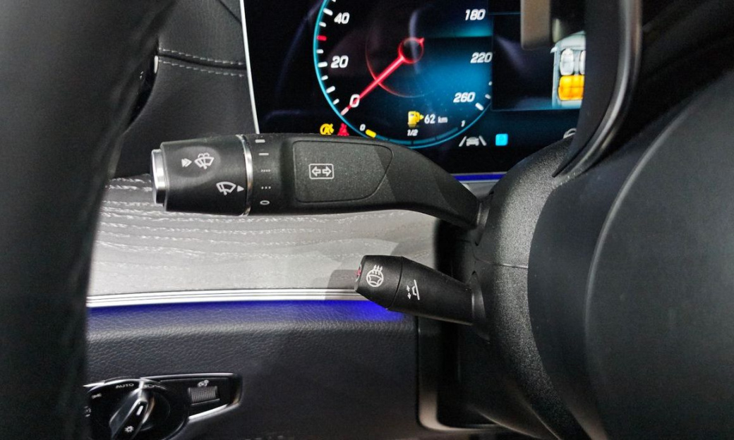 Mercedes-Benz E-Class E350 4MATIC Exclusive, 2023