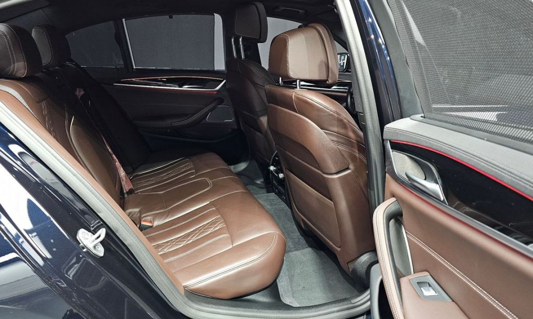 BMW 5-Series 530i M Sport Package, 2023