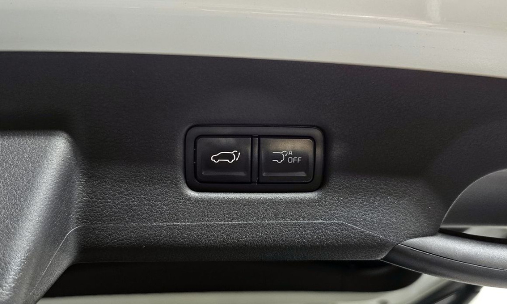 Kia Carnival 9-Seater Noblesse, 2025