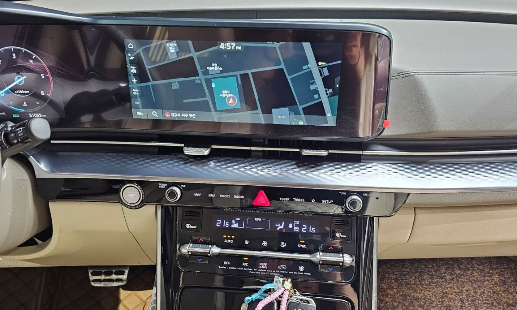 Kia Carnival 9-Seater Hi-Limousine, 2022