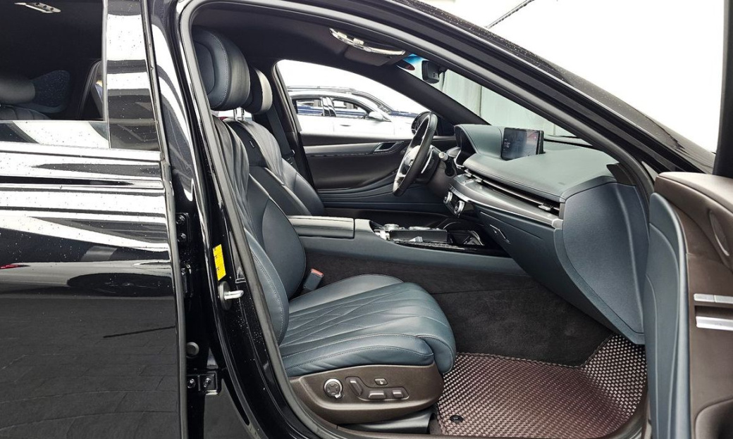 Genesis G80 Gasoline 2.5 Turbo AWD, 2022
