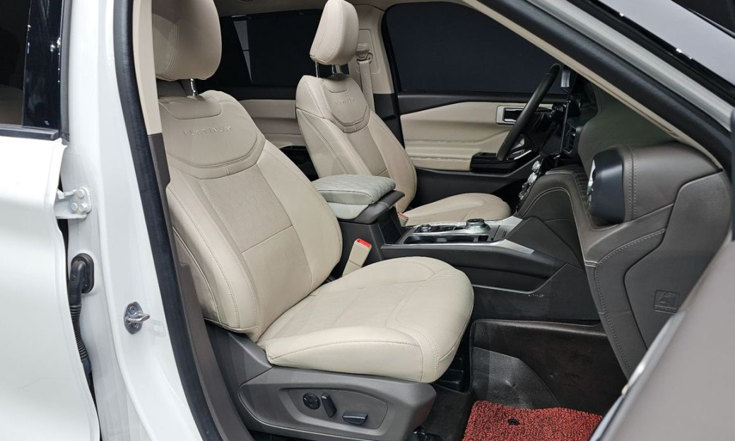Ford Explorer 3.0 Platinum 4WD, 2021